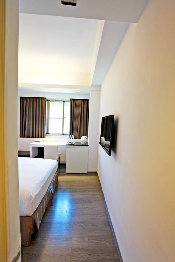 Taitung Yes Hotel Exterior foto